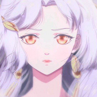 狼看到牦牛冲来立马躺下装死